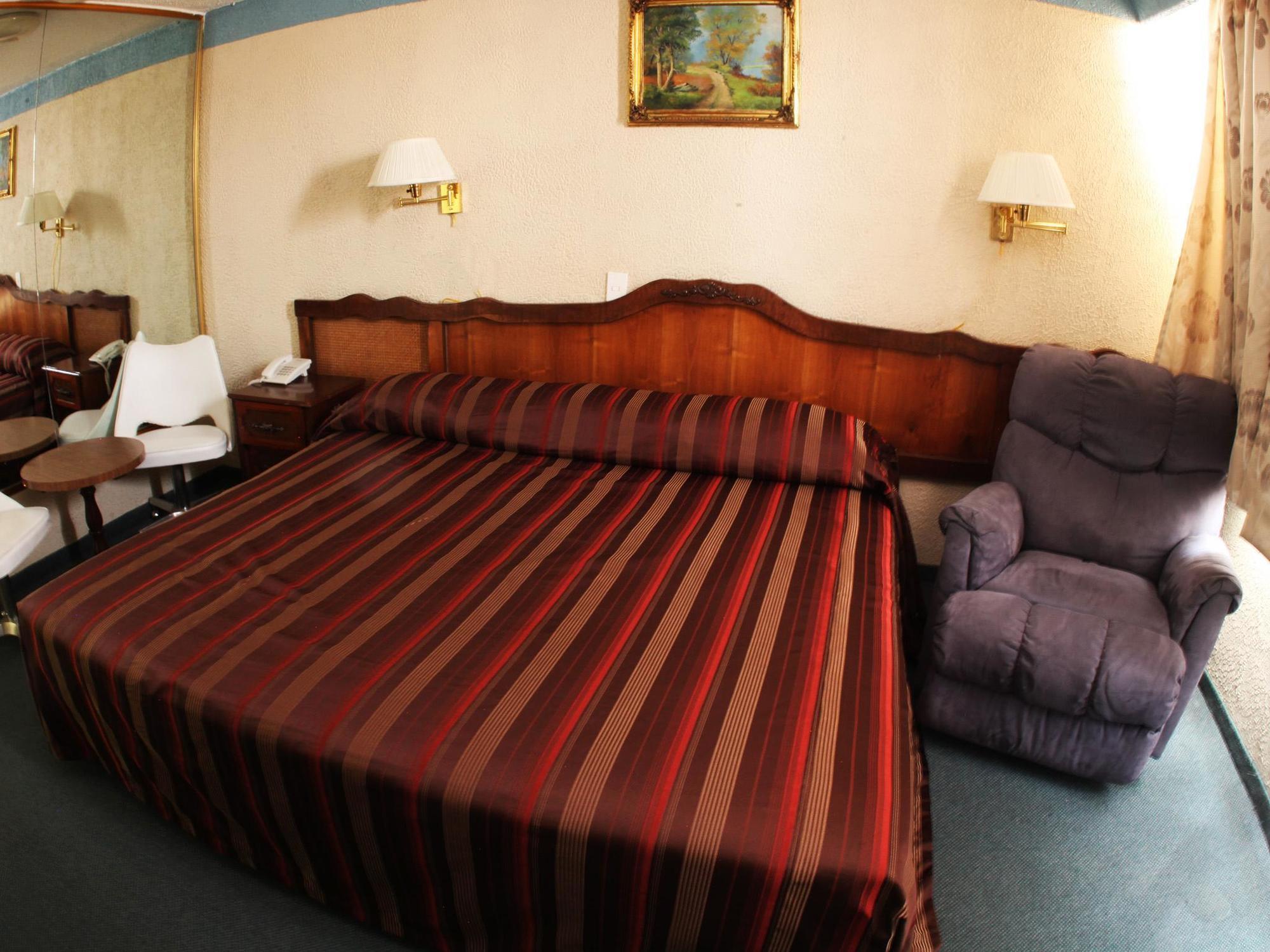 Hotel Plaza Madrid Мехико Экстерьер фото