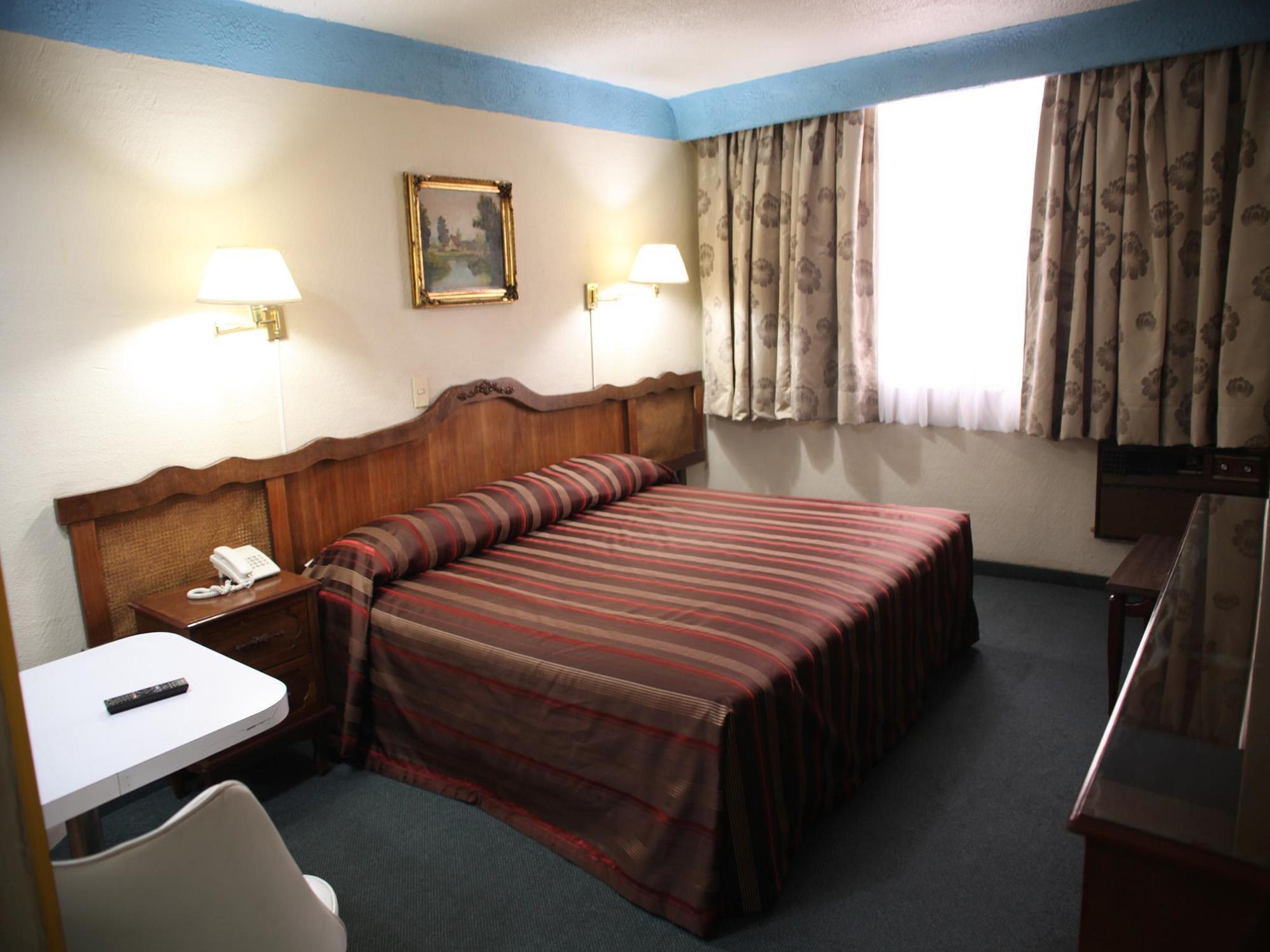 Hotel Plaza Madrid Мехико Экстерьер фото