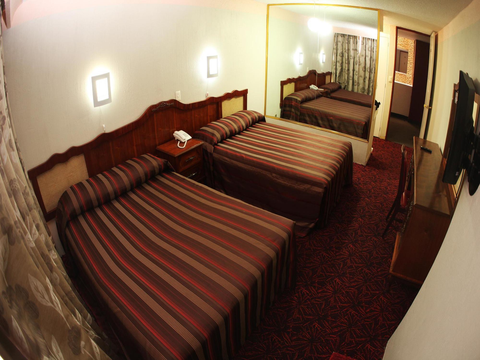 Hotel Plaza Madrid Мехико Экстерьер фото
